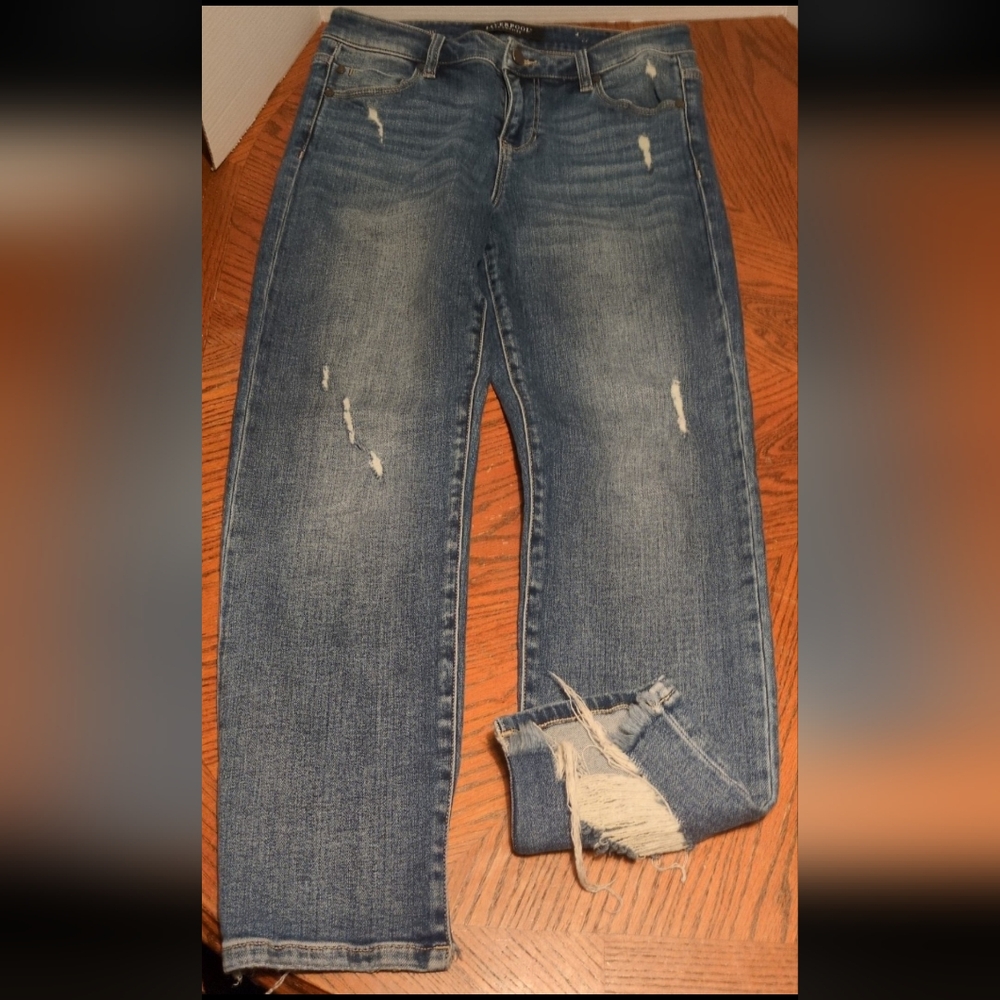 Liverpool Crop Straight Jeans